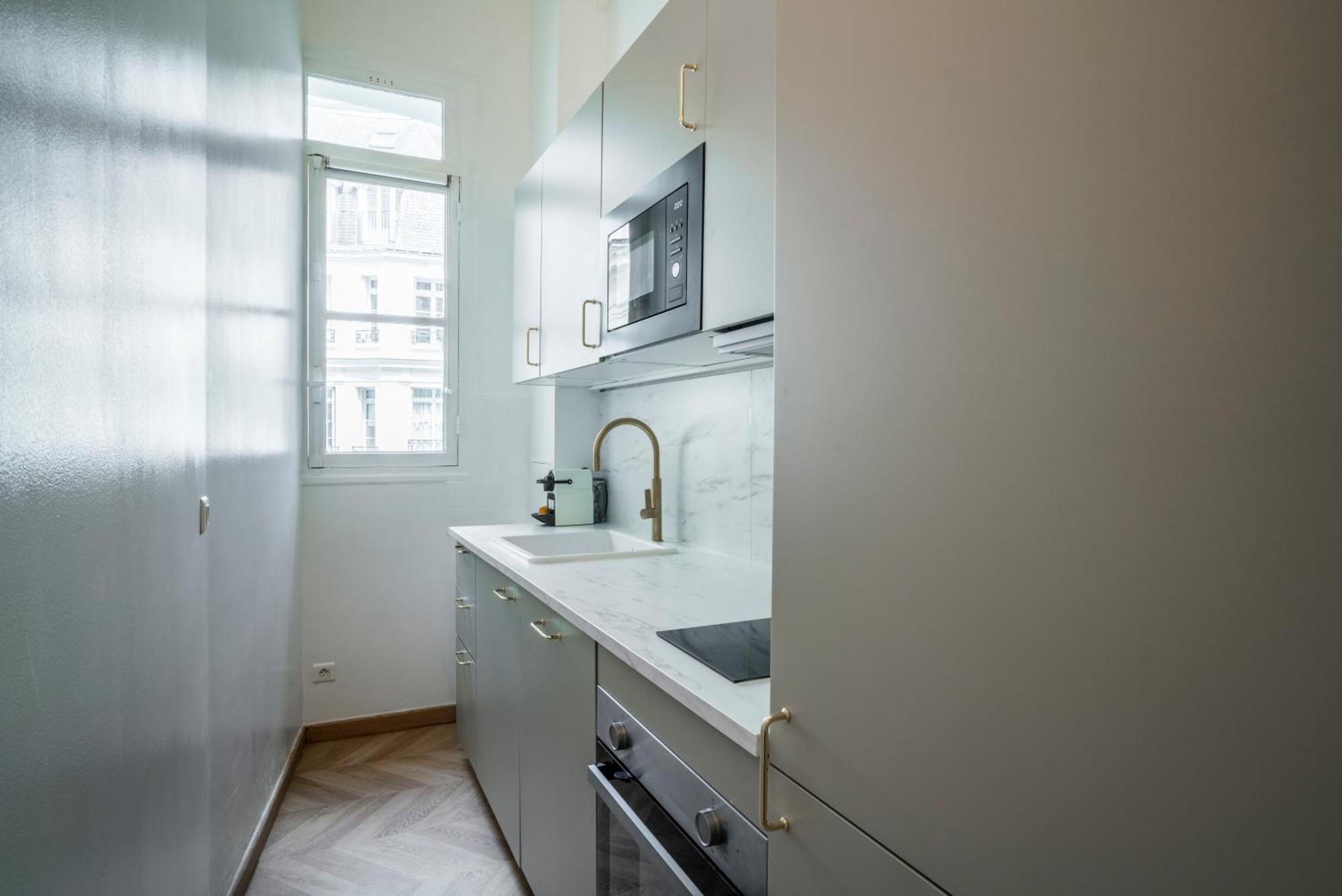 Appartement Elegant - Proche Arc De Triomphe *