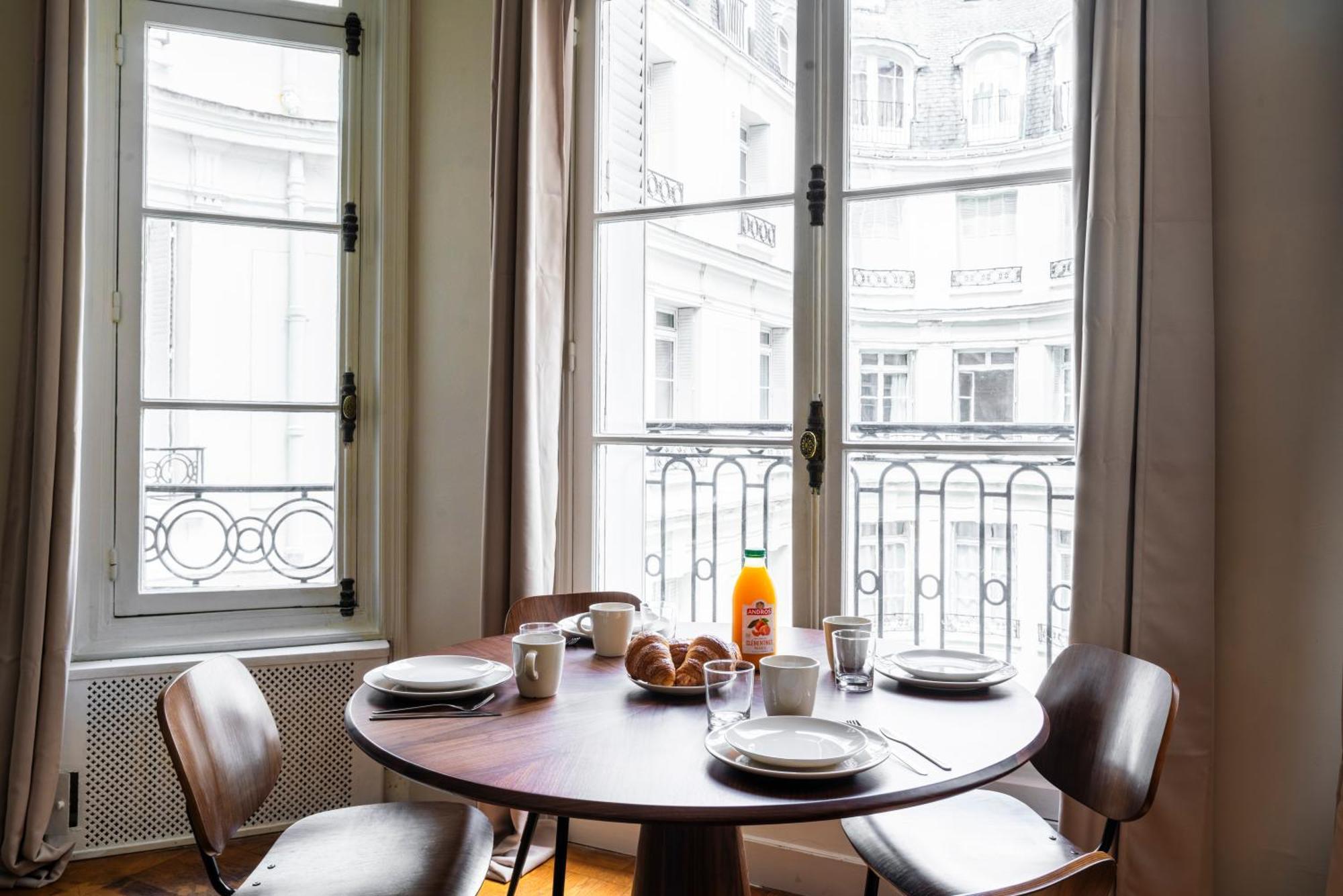 Appartement Elegant - Proche Arc De Triomphe *